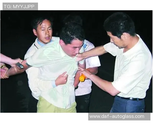 足球明星父母遭绑架警方全力追查幕后黑手引发社会广泛关注